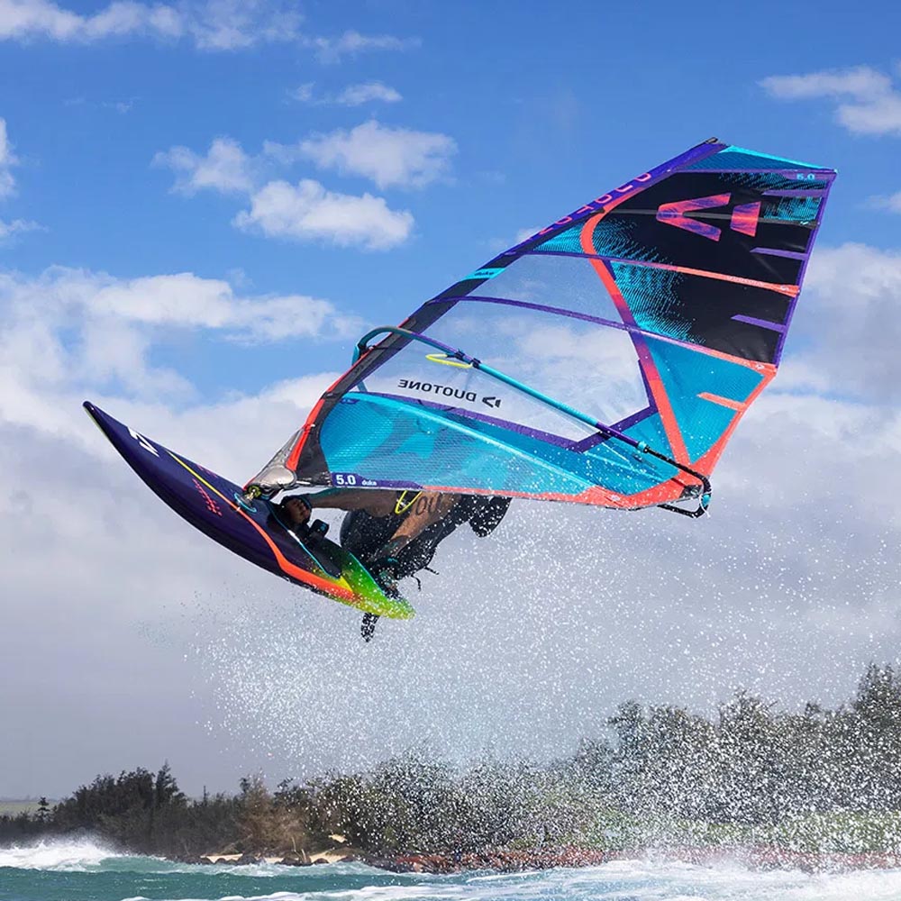 Duotone-Windsurf-2025_0004_14250-1204-Duke